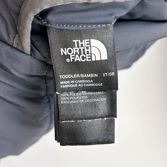 North Face Reversible Perrito Hooded Jacket in Size 5T Dark Gray Skiing Yetis - Picture 6 of 7
